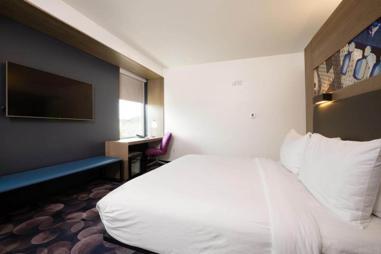 Aloft Austin Airport Exterior foto